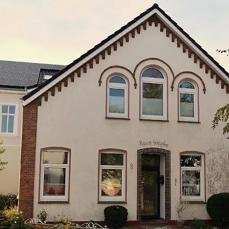 Haus Wopke Bed & Breakfast *
